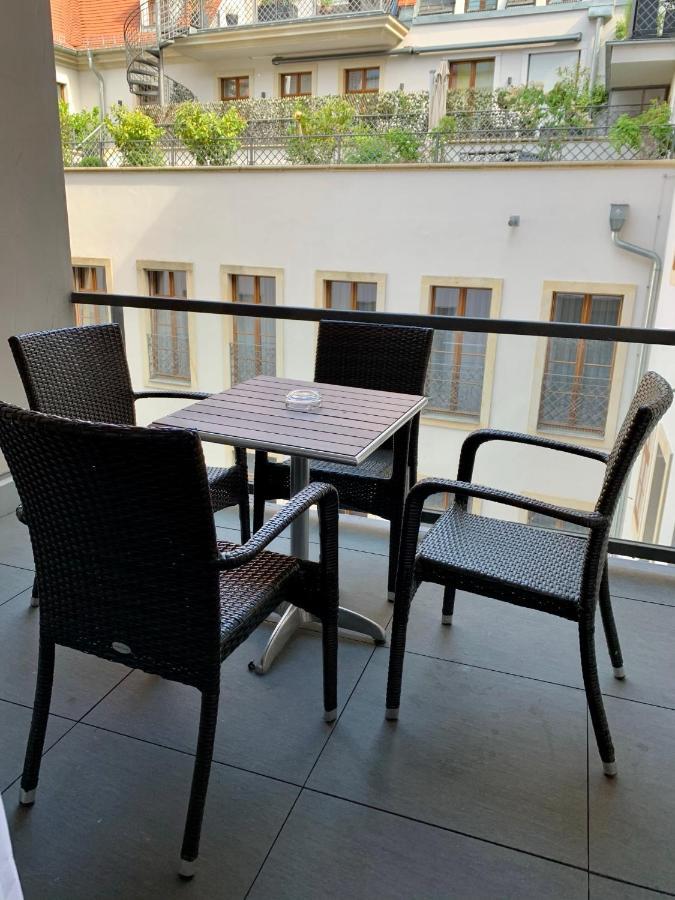 Familienapartment An Der Frauenkirche Дрезден Екстериор снимка