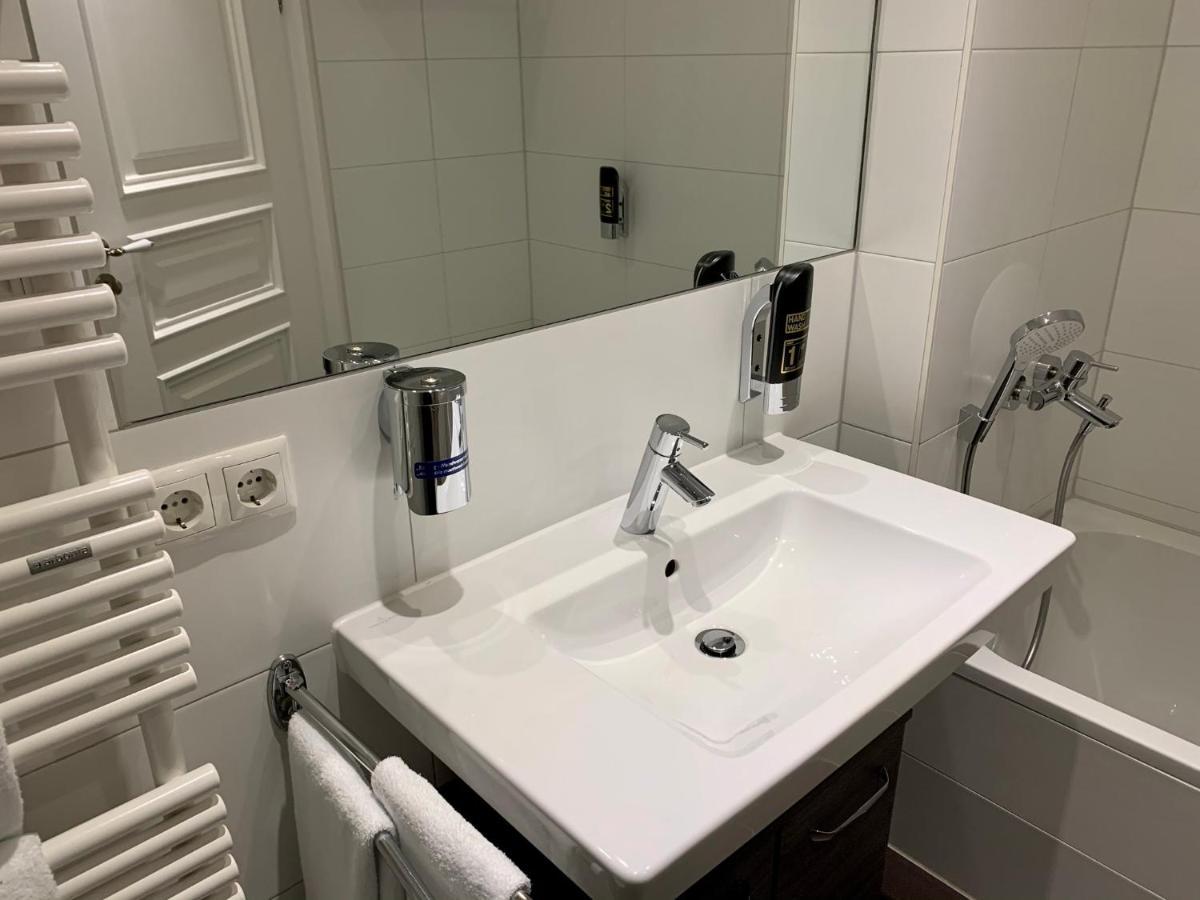 Familienapartment An Der Frauenkirche Дрезден Екстериор снимка