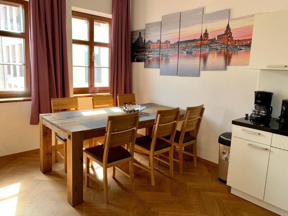 Familienapartment An Der Frauenkirche Дрезден Екстериор снимка