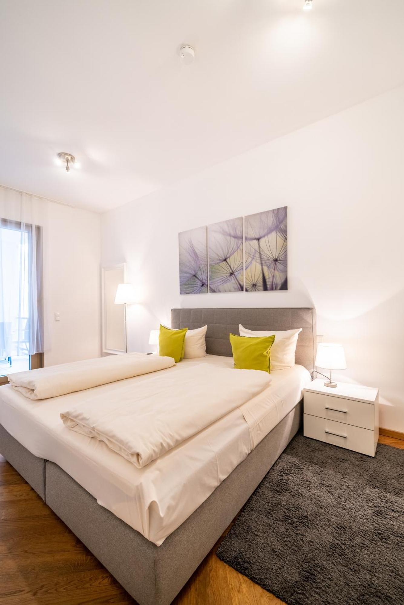Familienapartment An Der Frauenkirche Дрезден Екстериор снимка